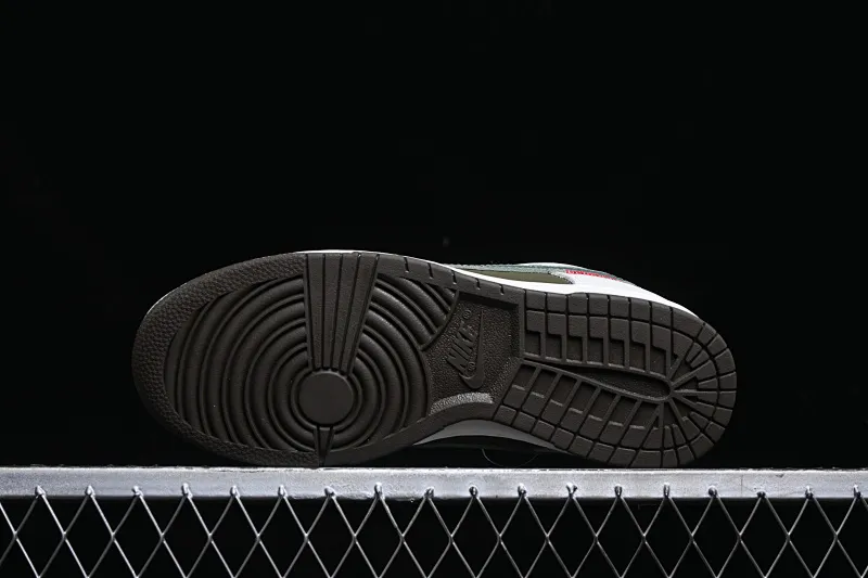 All Categories Nk SB Dunk Series Nk SB Dunk Low Low-top sneakers Nk Dunk Low "Year of the Snake" Year of the Snake Spring Festival limited low-top casual sneakers HV5980-231